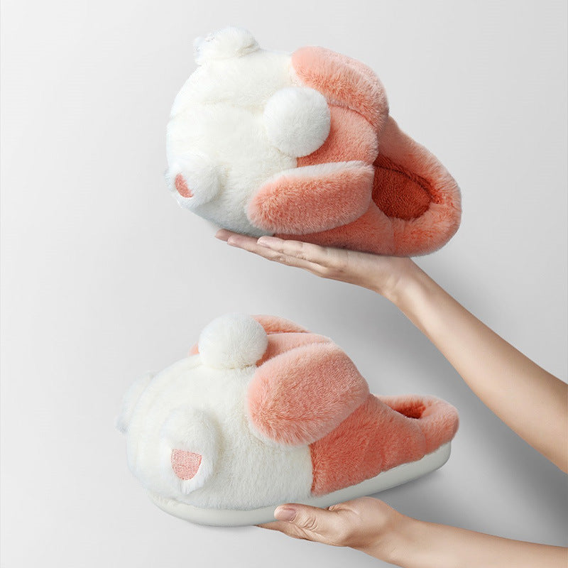 Women In Cotton Slippers With Wrapped Heels Are Cute In Winter