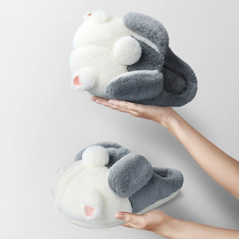 Women In Cotton Slippers With Wrapped Heels Are Cute In Winter