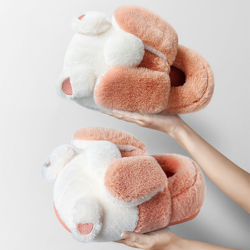 Women In Cotton Slippers With Wrapped Heels Are Cute In Winter